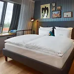 מלון 25hours Paper Island 4*
