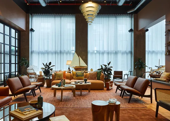 25hours Paper Island 4*