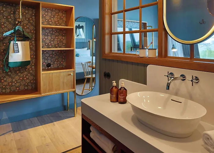 25hours Paper Island 4*