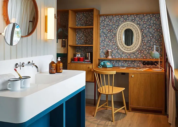 25hours Paper Island 4*