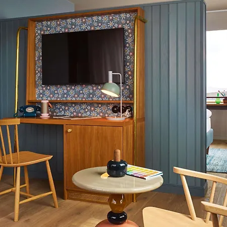 Отель 25hours Paper Island 4*