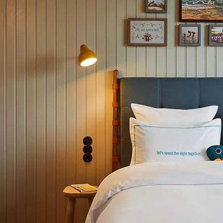 25hours Paper Island 4*